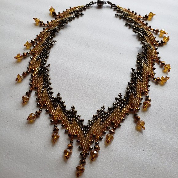 Hand Crafted Zig-Zag Beaded Necklace/Choker - Picture 4 of 5